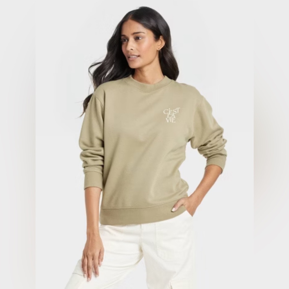 Universal Thread Women’s C'EST LA VIE Leisure Studio Long Sleeve Sweatshirt XS